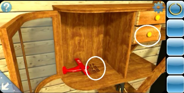 Кольцо в ящичке и подсказка под самолётом