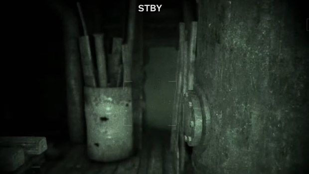 красный-туман-OUTLAST 2